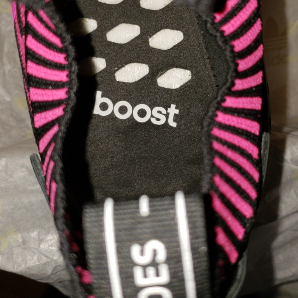 Adidas NMD_R2 Pink - Picture 7 of 7